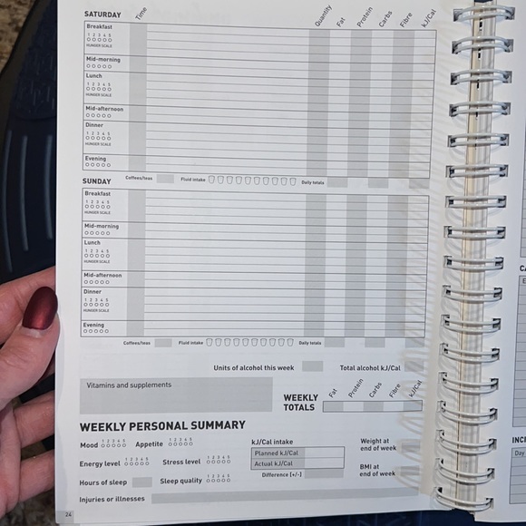 New Spiral Bound Diet and Exercise Diary - Tracker. - Picture 4 of 8
